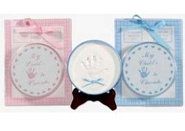Baby Footprint Kit, Baby Handprint Kit. Find all your Ink and Plaster Baby Footprint and Handprint Kits here.